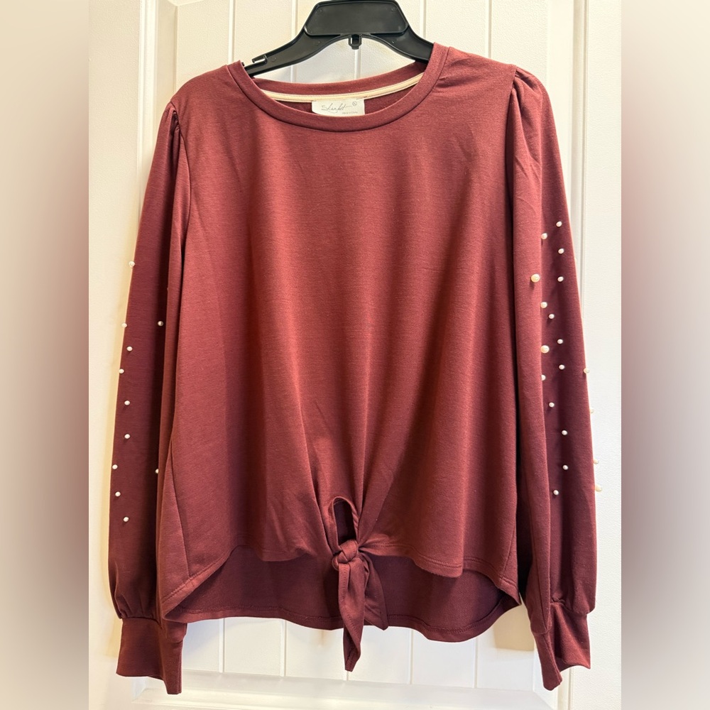 Skonhet Women’s  X-Large Burgundy Beaded Faux Pearls Sleeve Tie Crew Neck EUC